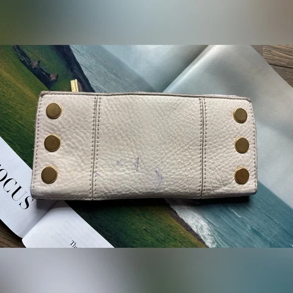 Hammitt 110 North Pebble Leather Wallet In Calla Lilly White/Brushed Gold - Picture 3 of 15